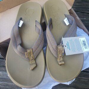 Chaco Chillos flip, tan
